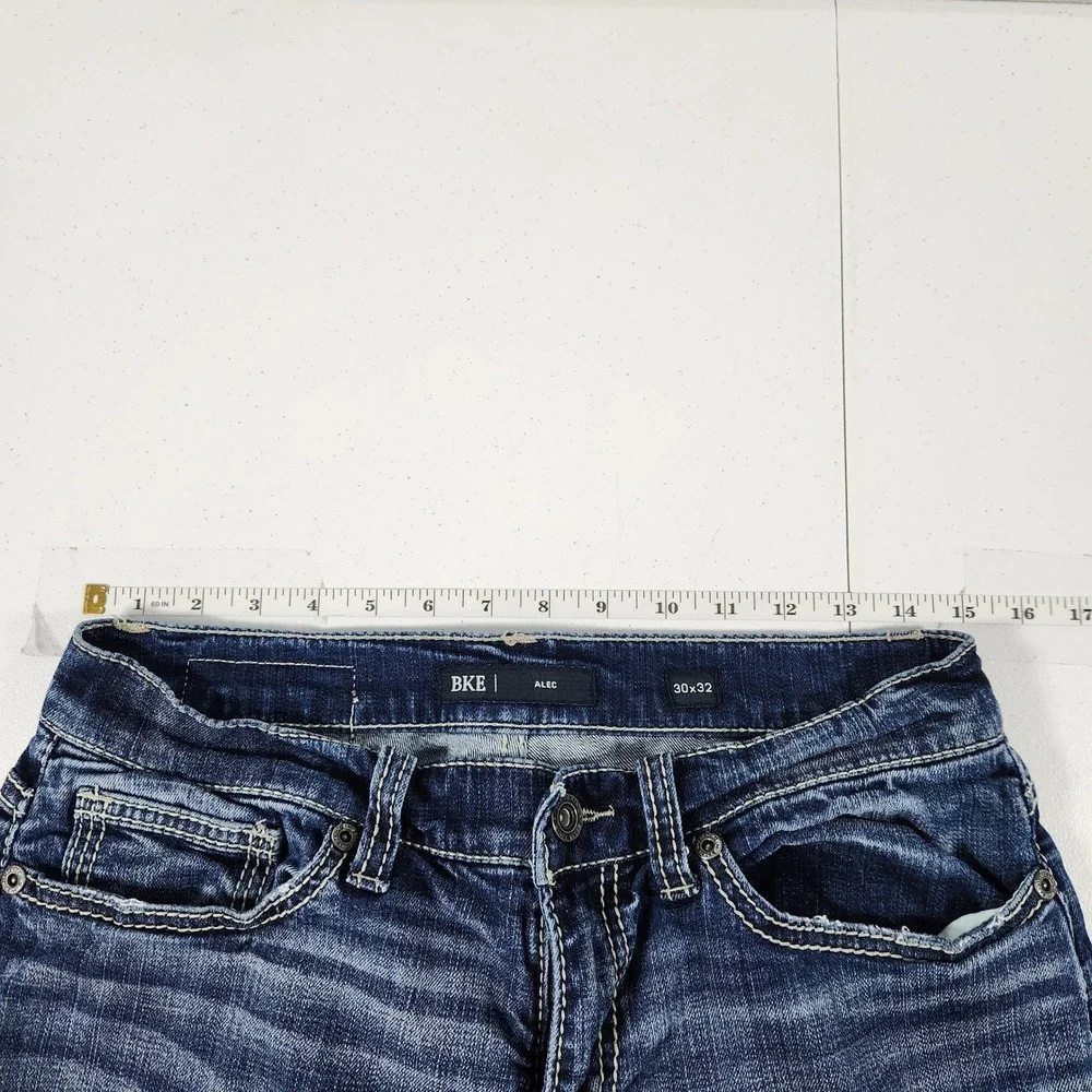 BKE Alec Mens Straight Leg Jeans 30x32 Blue Medium Wash Contrast Stitch Denim
